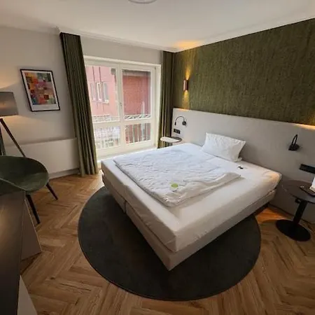 Landgut 4*