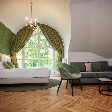 Landgut 4*