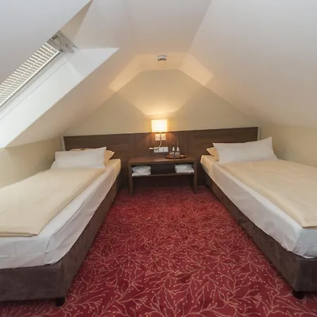 Landgut 4*