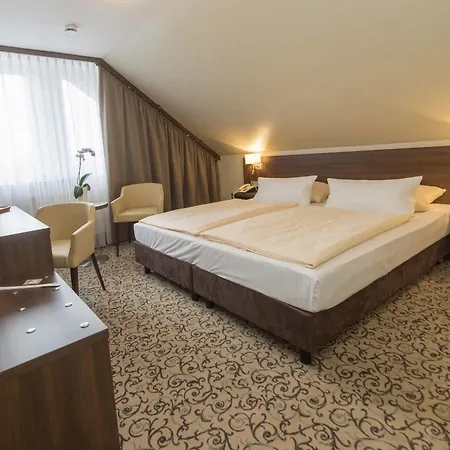 Landgut Hotel 4*